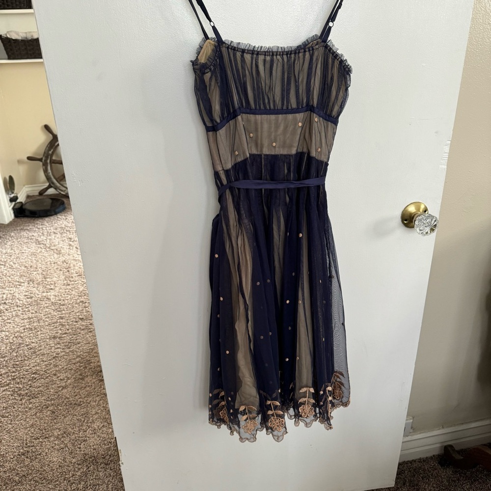 Anthropologie ODILLE "Winter Prelude" Size 2 mesh overlay
Embroidered Dress - Picture 7 of 10